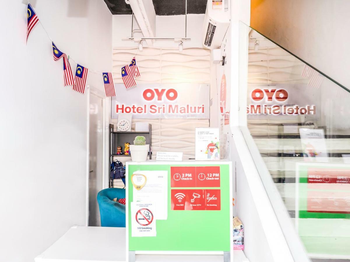 Oyo 220 Hotel Sri Maluri Kuala Lumpur Zewnętrze zdjęcie