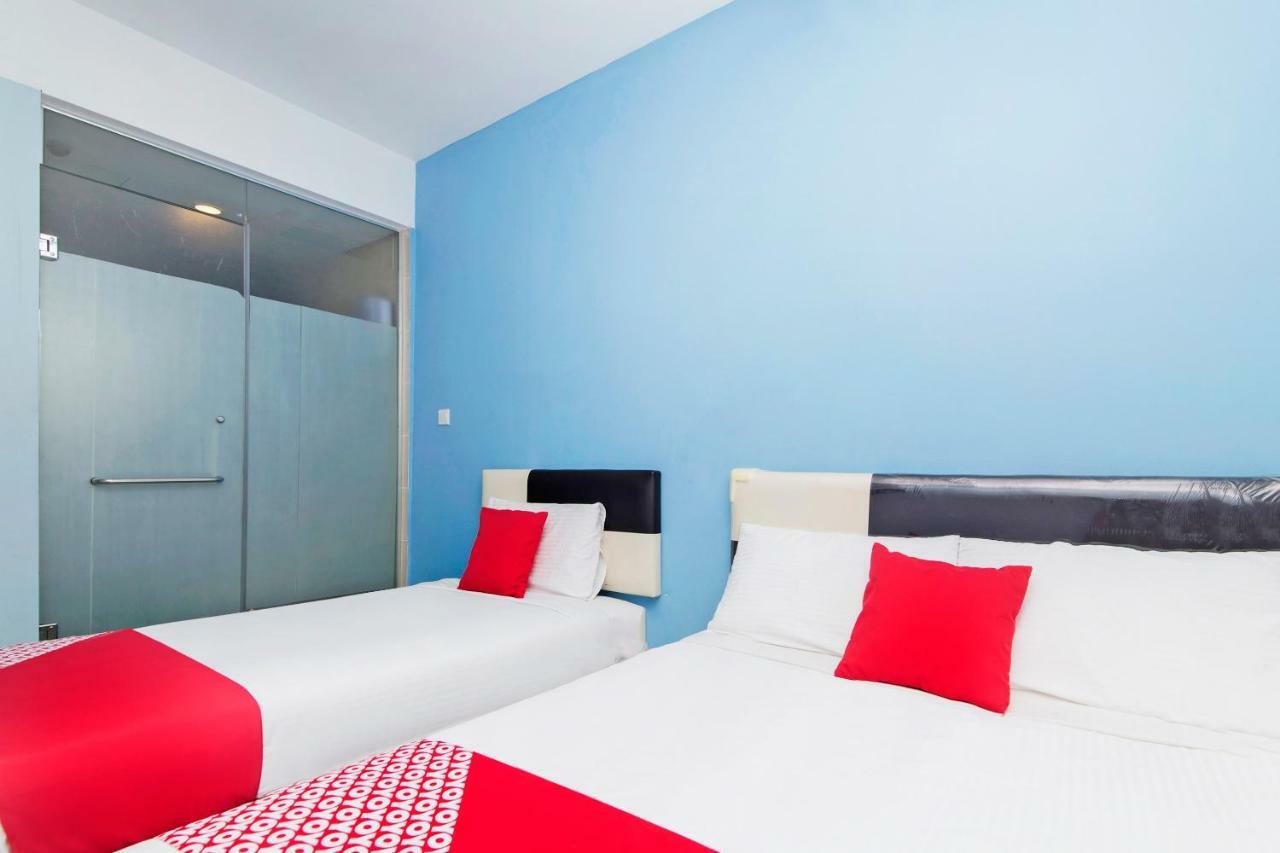 Oyo 220 Hotel Sri Maluri Kuala Lumpur Zewnętrze zdjęcie