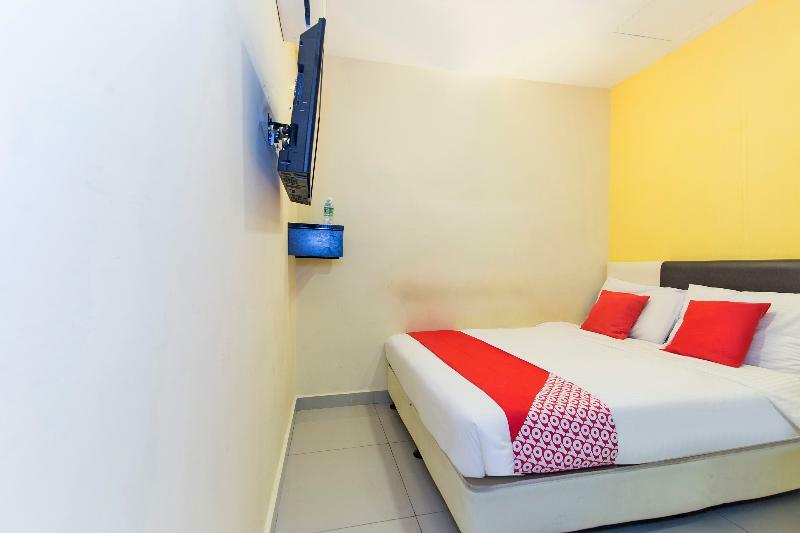 Oyo 220 Hotel Sri Maluri Kuala Lumpur Zewnętrze zdjęcie